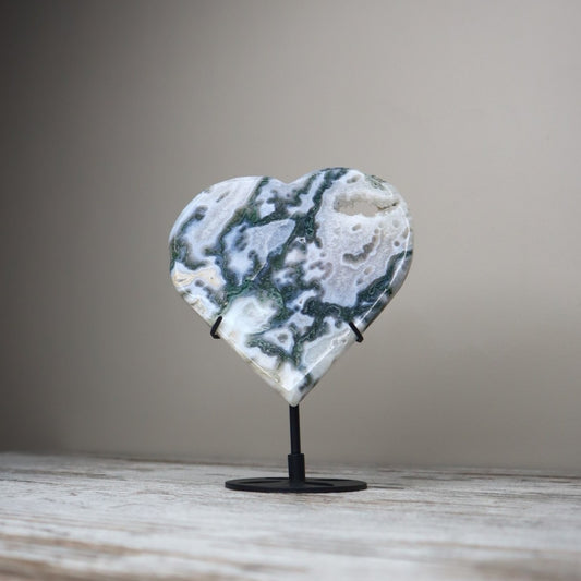 Moss Agate Heart Carving | Druzy Veins & Soft Moss Tones | Emotional Renewal