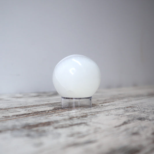 Selenite Sphere | Aura Cleanse & Lunar Light