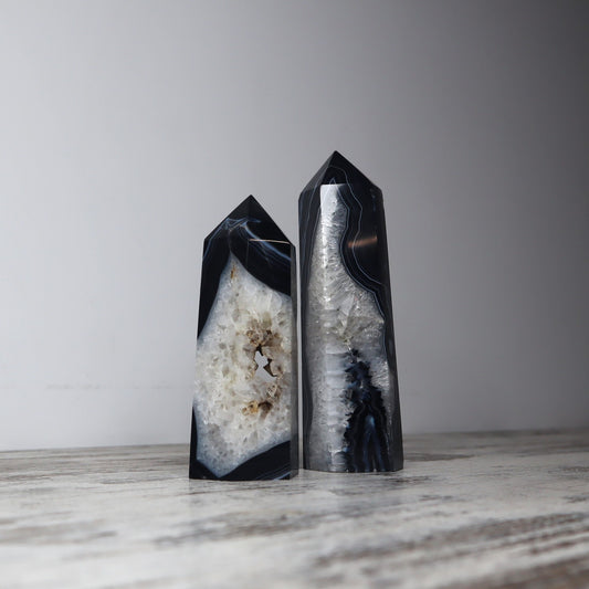 Black Agate Tower (300g)