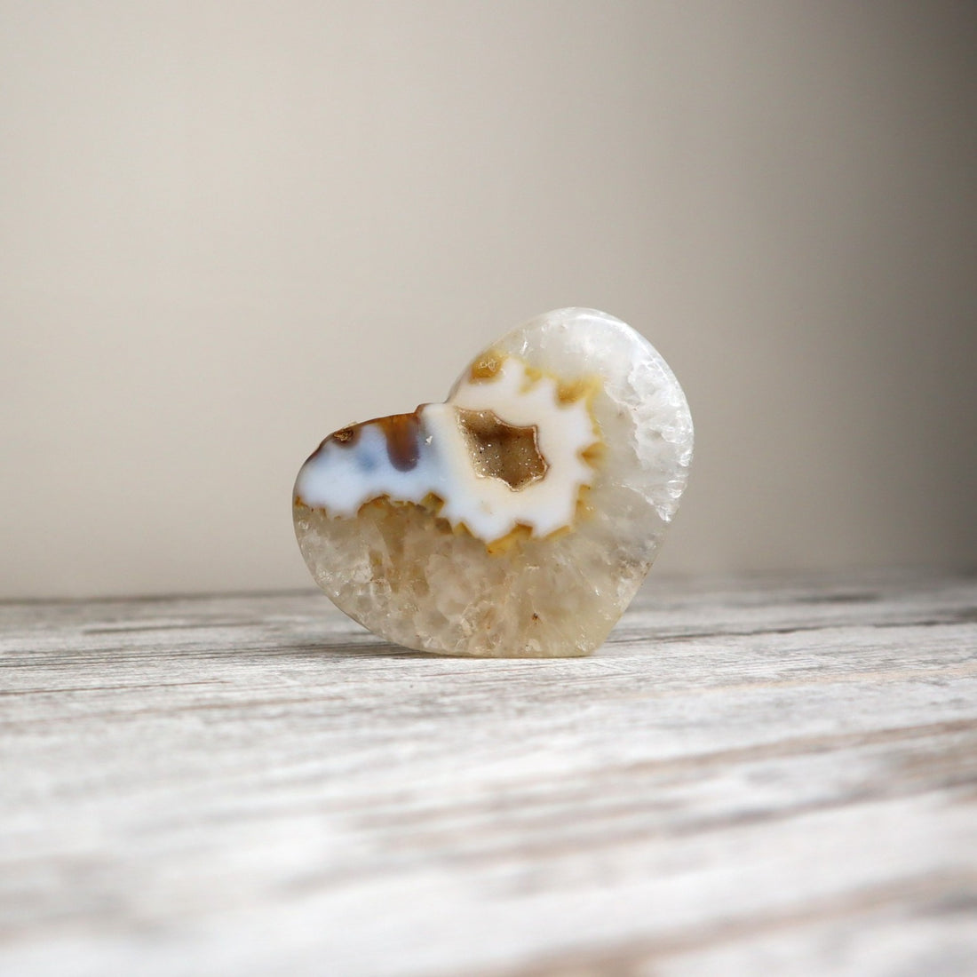 Druzy Agate Heart | 237g | Grounded Calm, Emotional Balance &amp; Gentle Renewal