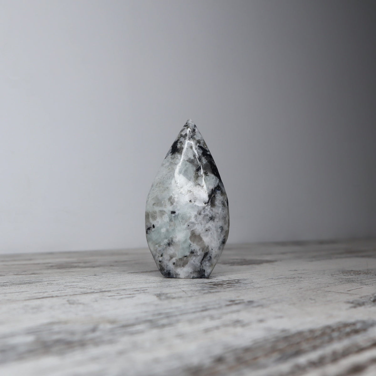 Rainbow Moonstone Teardrop | Intuition, Emotional Balance &amp; Divine Guidance