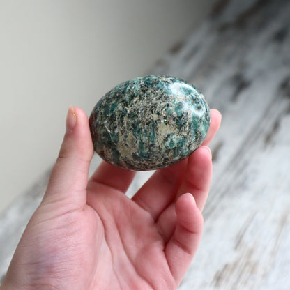 Emerald in Matrix Palm Stone | Love, Abundance &amp; Heart Wisdom