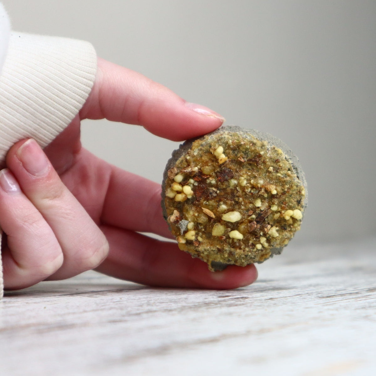 Sagrada Madre Frankincense Charcoal Discs | Purification, Protection &amp; Spiritual Connection