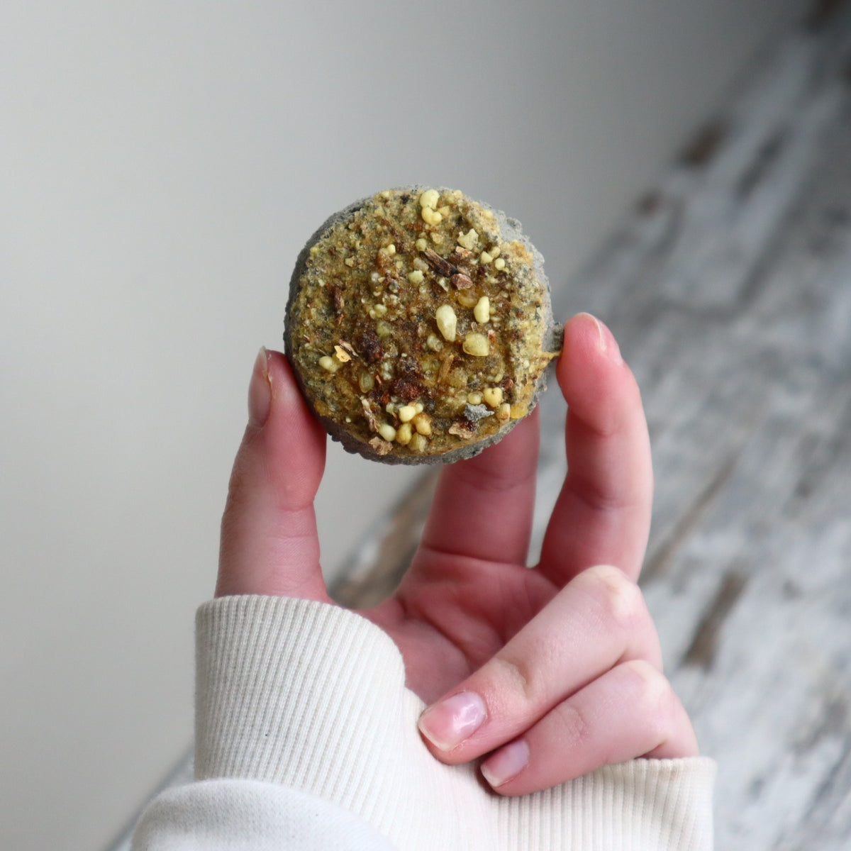 Sagrada Madre Frankincense Charcoal Discs | Purification, Protection &amp; Spiritual Connection
