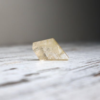 Golden Rutilated Quartz Mini Freeform | Manifestation, Clarity &amp; Positive Transformation