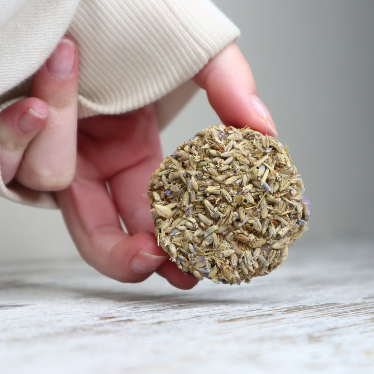 Sagrada Madre Lavender Charcoal Discs | Calm, Harmony &amp; Gentle Cleansing