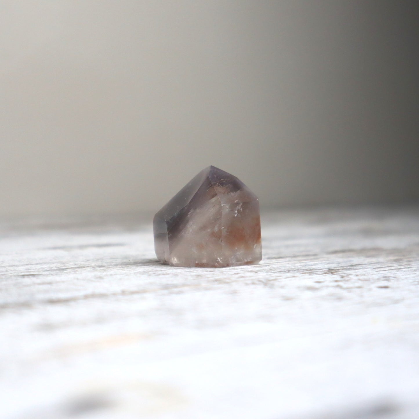 Lithium Quartz Mini Freeform | Emotional Comfort, Inner Calm & Gentle Strength