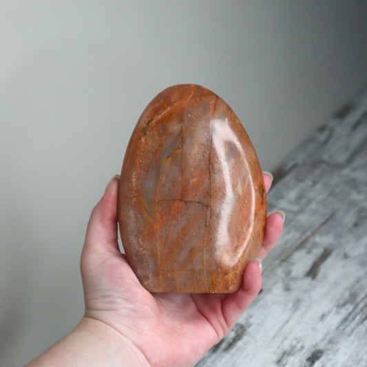 Peach Moonstone Freeform | Divine Feminine, Emotional Balance & New Beginnings