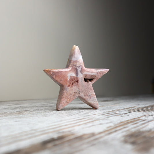 Pink Amethyst Star Carving | Heart Healing, Calm & Gentle Renewal