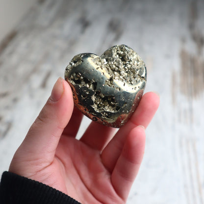 Pyrite Heart | Abundance, Confidence &amp; Empowerment