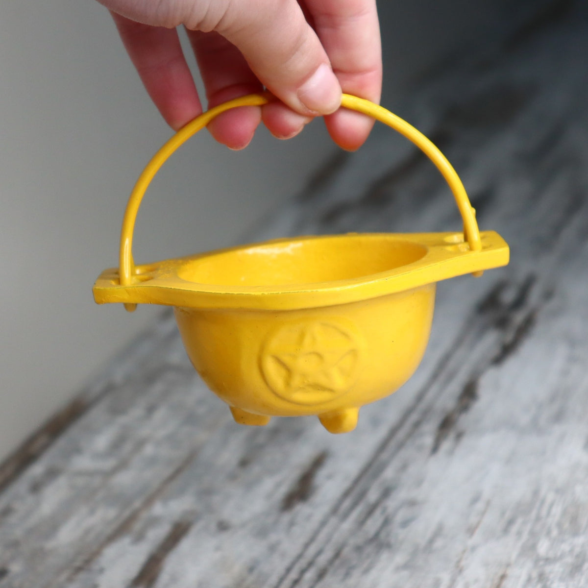 Cast Iron Pentagram Cauldron | Yellow | Rituals, Intention &amp; Altar Magic