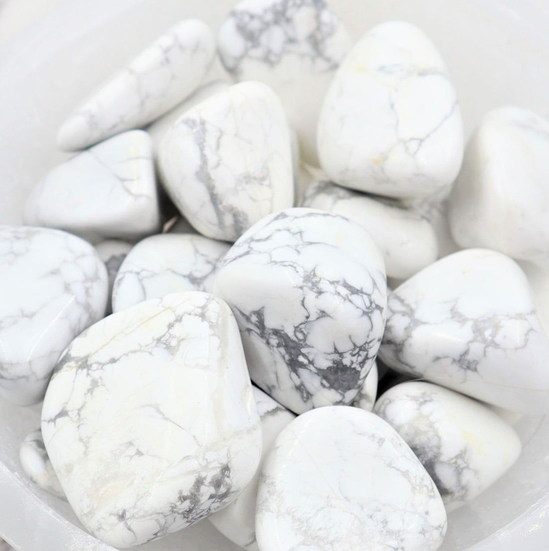 White Howlite Tumble | Calm, Peace &amp; Mindful Stillness
