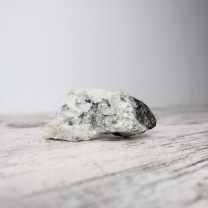 Rainbow Moonstone Raw (Small)